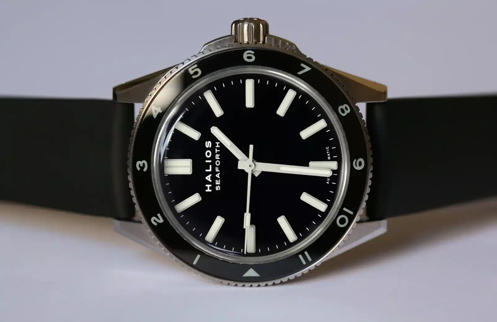 Halios Watches Seaforth IV Titanium Sapphire 12Hr Bezel NF Black Extropian